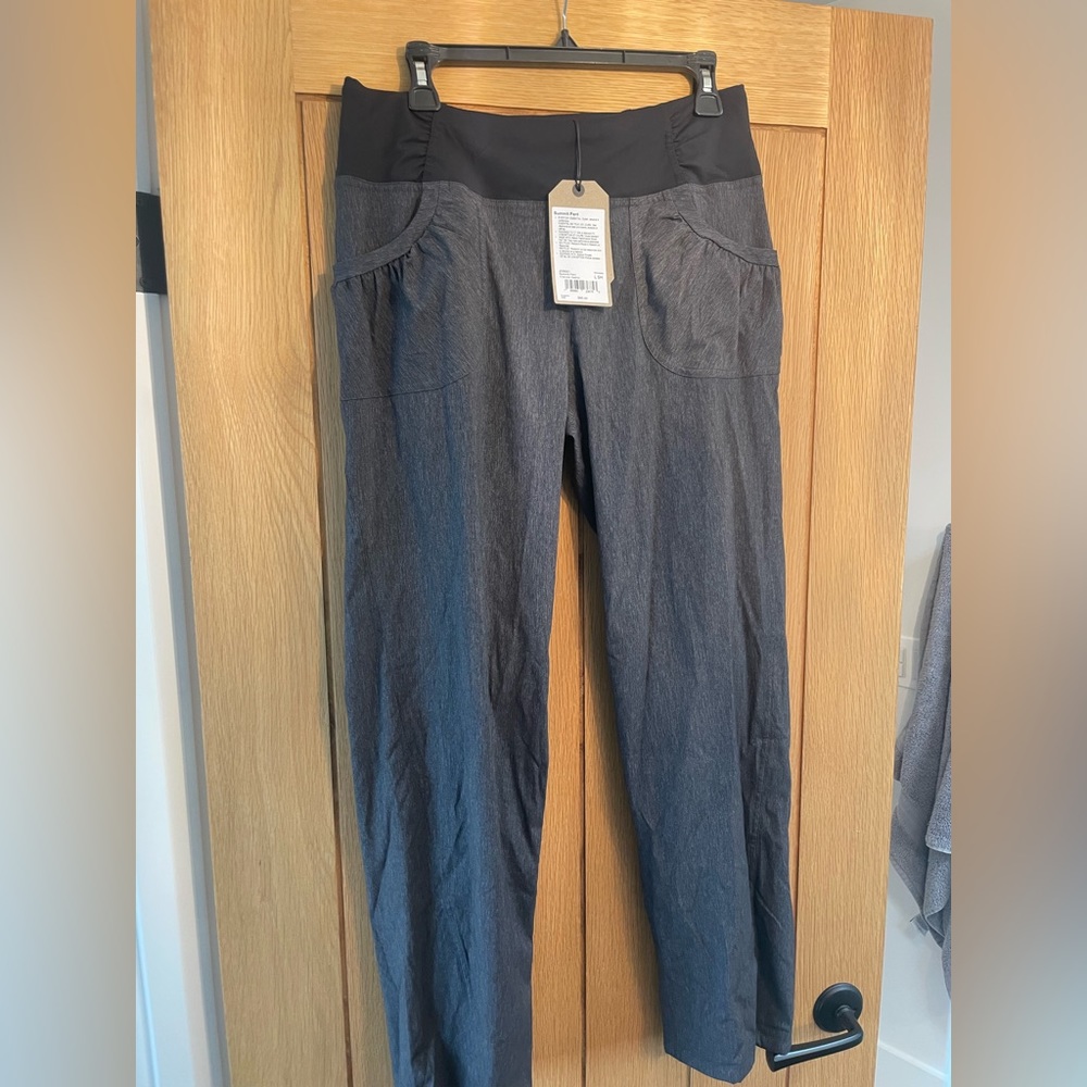 Prana Summit pants, short, Size L, NWT